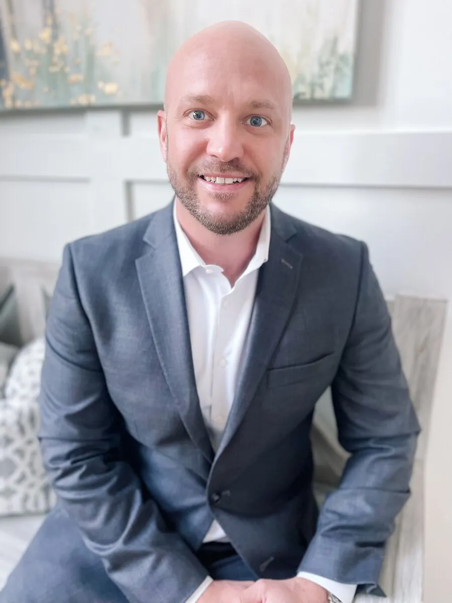 Justin Taylor, The Fly Mortgage Guy, mortgage broker, airline pilot, and Air Force veteran